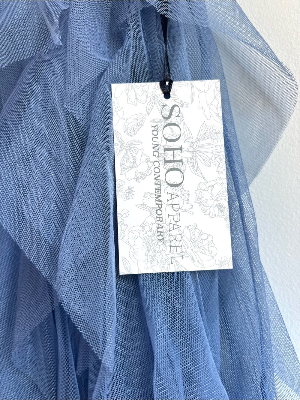 SoHo Apparel Formal Feminine Elegant Blue Tulle Tiered Ruffle Maxi Skirt Size M - Picture 3 of 9